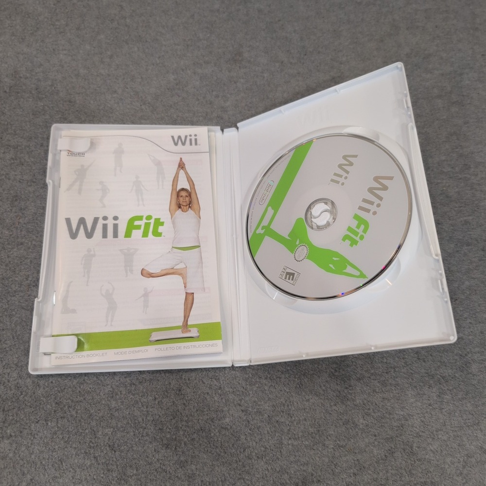 Nintendo Wii Fit Video Game RVL-RFNE-USA Original Case Manual Disc - Picture 3 of 3